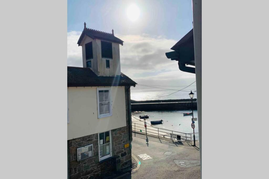 The Seawitch - Harbourside Apartment Mousehole Buitenkant foto